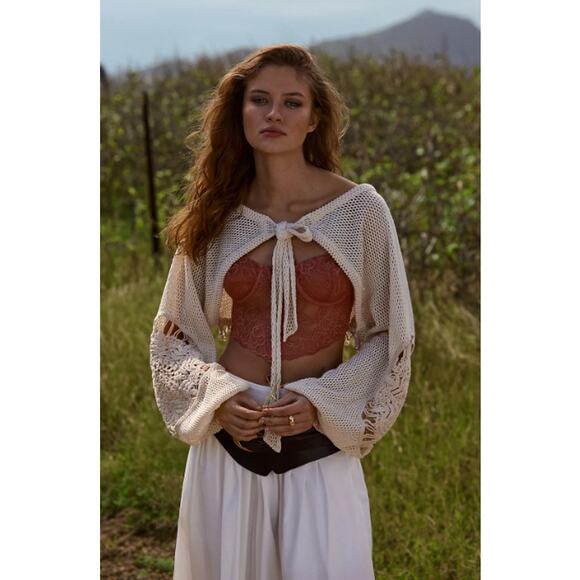 By Anthropologie Floral Lace Underwire Bustier Bra in Raspberry Size S NWT $68 - Picture 6 of 8